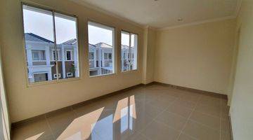 Gambar 2 Rumah 2 Lantai Baru di Cluster Flamingo Gading Serpong, Type Premium