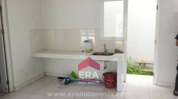 Gambar 3 Dijual Rumah di Summarecon Emerald Karawang, Dekat Dengan Villagio Outlet, Sudah SHM