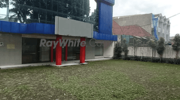 Gambar 5 Gedung Kantor  Cepat dan Murah Jl. Siliwangi, Sukasari, Bogor