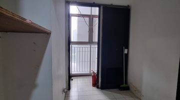 Gambar 4 Essence Darmawangsa The Spacey 3BR Unfurnished Apartment 