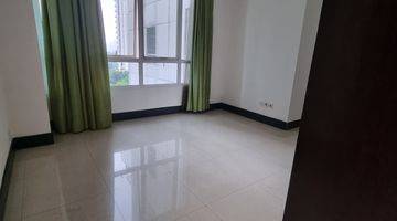 Gambar 2 Essence Darmawangsa The Spacey 3BR Unfurnished Apartment 