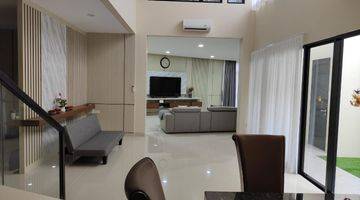 Gambar 1 Dijual Rumah Baru di Cluster Emily, Summarecon Bandung.