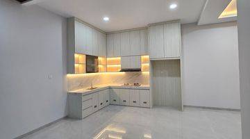 Gambar 2 Dijual Rumah Baru 3 Lantai Beverly Green Batam Center