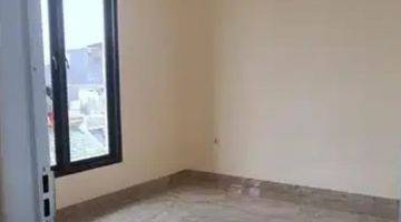 Gambar 5 Dijual Rumah Cantik Semi Furnish di Komplek Citra Garden 2