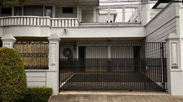 Gambar 2 Dijual Rumah Mewah di Jl Karmel Raya Full Furnish Bagus