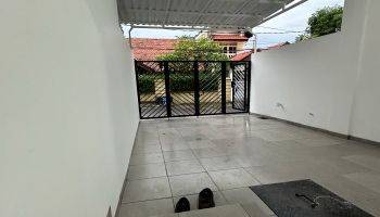 Gambar 4 Dijual Rumah Cantik Baru Bangun Semi Furnish, Tanjung Duren