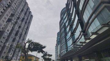 Gambar 5 Office space di gedung Landmark Pluit, jakarta utara...parkir luas...bagus