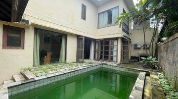 Gambar 2 For Rent Villa 3 Bedrooms 2 Floors  Furnished Tumbak Bayuh West Canggu