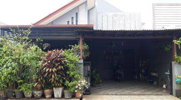 Gambar 1 Di jual rumah 2 lt, bagus, rapih dan terawat