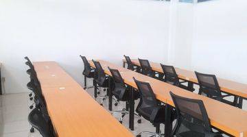 Gambar 4 Ruang Kantor Premium Full Furnished Lokasi Pusat Kota Jogja