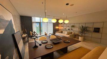 Gambar 1  Apartemen Verde Two - An exhilarating lifestyle at the center of Jakarta’s Golden Triangle.