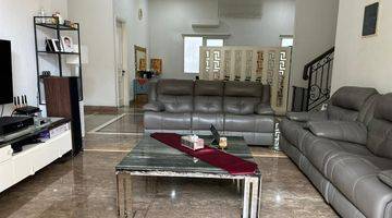 Gambar 3 Rumah Mewah Mediterania Boulevard Ukuran 14x18 Hoek Furnished SHM