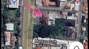 Gambar 3 Ex. Kantor Bank Di Pinggir Jalan Utama Di Cirebon