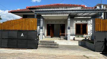 Gambar 1 Rumah Mewah Minimalis Modern Dekat Upn 