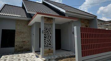 Gambar 1 Rumah Mewah Minimalis Modern Dekat Jogja Bay