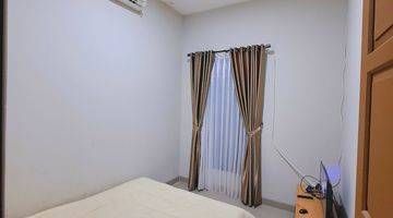 kamar tidur hunian nyaman deket kampus unpam