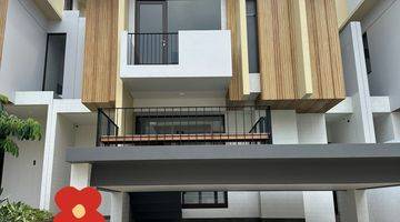 Gambar 1 Rumah Brand New Keren Dan Eksklusive Di Cluster Baru Di Bsd