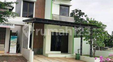 Gambar 1 Rumah Baru Unfurnished SHM di Kelapa Dua, Depok