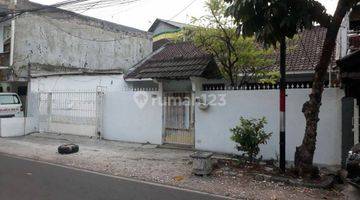 Gambar 2 Rumah Bagus Unfurnished SHM di Cempaka Putih, Jakarta Pusat