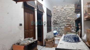 Gambar 4 Rumah 3 Lantai Bagus Semi Furnished HGB di Jl. Jend. Sudirman