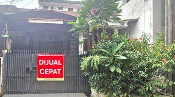 Gambar 1 Dijual Cepat Rumah Di Bulevar Hijau Harapan Indah Bekasi