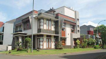 Gambar 1 Dijual Rumah Hoek 8 Kamar Delatinos Bsd Tangerang