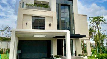 Gambar 3 Rumah Mewah American Style 3 Lantai BSD City