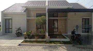 Gambar 1 Rumah Sumedang