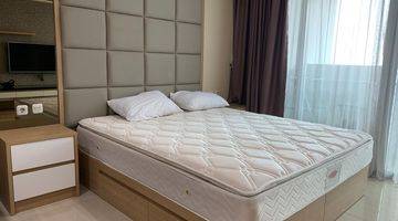 Gambar 2 Studio Apartment Kemang Village Fully Furnished Balcony