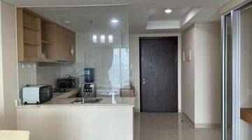 Gambar 2 Apartment Kemang Village 2 BR Fully Furnished Balcony