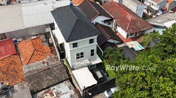 Gambar 1 Gedung Siap Huni Lokasi Strategis di Lebak Bulus 