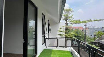 Gambar 5 Rumah Modern di Ragunan Lokasi Strategis