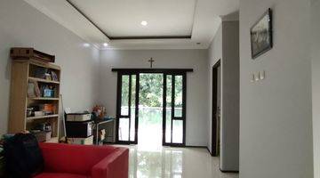 Gambar 2 Rumah 2 Lantai, Bagus, Tenang, Jalan Buntu, Semi Furnished, Shm, Dekat Sekolah, Dekat Pasar, Dekat Tollway, di Cluster Pinehill Nature, Kencana Loka , Bsd. 