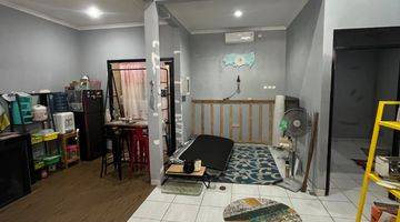 Gambar 5 Rumah Di Jl. Raya Cibinong Full Furnished 600jt