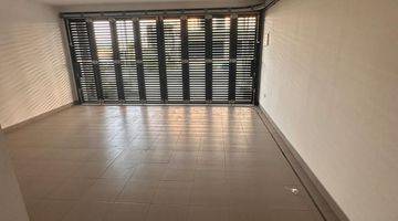 Gambar 4 Disewakan Cepat Rumah Hoek Pik2 Semi Furnished Uk 10x30 M2