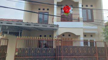 tampak depan rumah siap huni 4 kamar