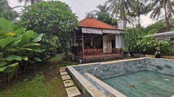 Gambar 1 Guest house for sale