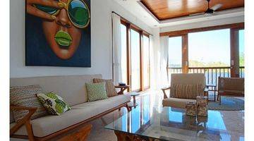 Gambar 4 Villa 3 Lantai Furnished SHM di Nusa Dua, Badung