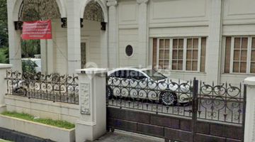 tampak depan rumah mewah di jl.panglima polim