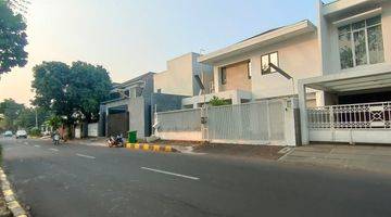 Gambar 2 DIJUAL CEPAT, RUMAH INTERCONE TAMAN KEBON JERUK 