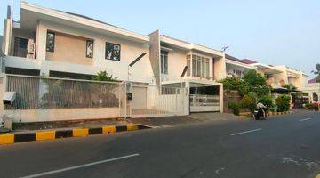 Gambar 4 DIJUAL CEPAT, RUMAH INTERCONE TAMAN KEBON JERUK 