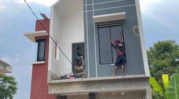 Gambar 1 Rumah Baru 2 Lantai  600jtan Main Road Jatihandap Kodya Bandung  