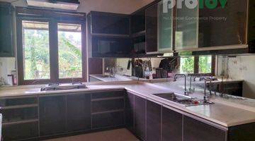 Gambar 1 Rumah Vila 4 lantai shm full furnished dago pakar resort bandung