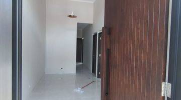 Gambar 3 Di Jual Rumah Baru Di Sinar Waluyo Dekat Unimus