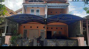 tampak depan dijual rumah full furnish komplek