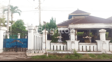 Gambar 2 RUMAH HOOK TENGAH KOTA TULUNGAGUNG