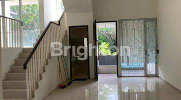 Gambar 4 Dijual Rumah Citra 7 Edelweis Jakbar Lt 144 Lb 196 Uk 9x16m, SHM