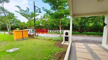 Gambar 2 Rumah 2 Lantai Orchard Park Hook 162 M2 Hadap Selatan