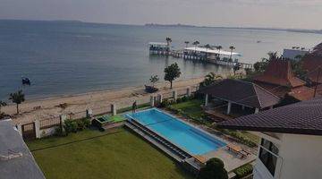 Gambar 1 Hot Sale ... Beautiful Beach Front Apartment Complex For Sale