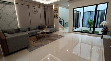 Gambar 4 Rumah Cantik Full Furnished Di Symphonia Cluster Mozart Gs